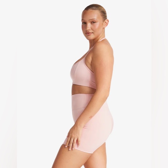 NWT CSB Serenity Shorts 6” in Blush (Size Small) - Picture 3 of 8